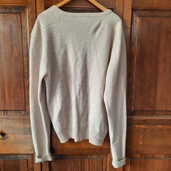 Vintage Hunt Club 100% lambswool light tan v-neck knit sweater - Picture 7 of 11